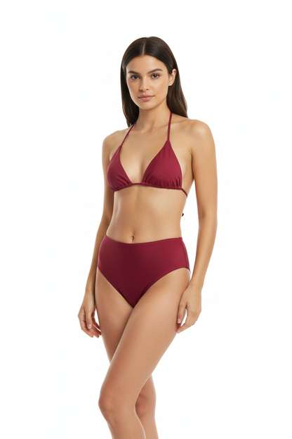 Bikini Bordeaux regular Sun su modella