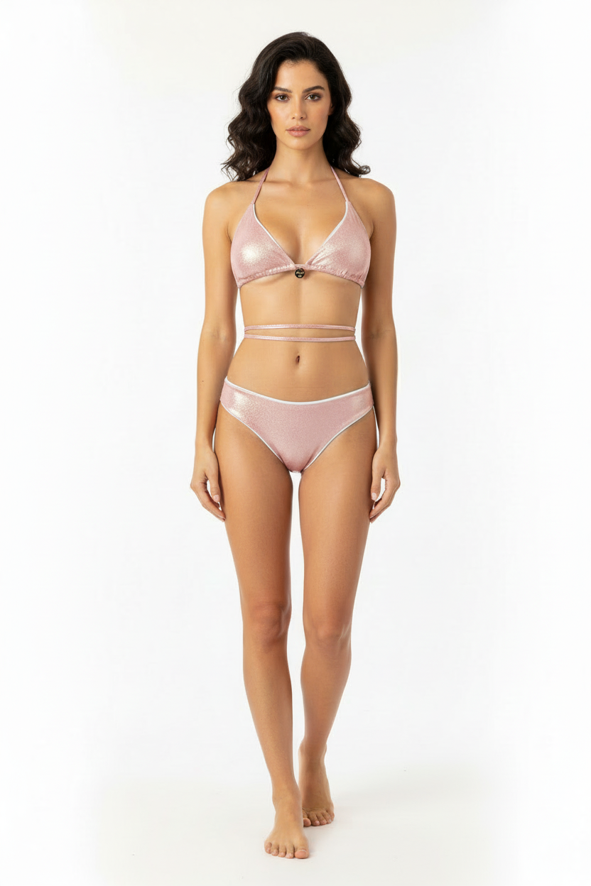 Bikini Dubai Regular rosa chiaro su modella